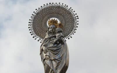 4 Datos Asombrosos de la Virgen del Pilar