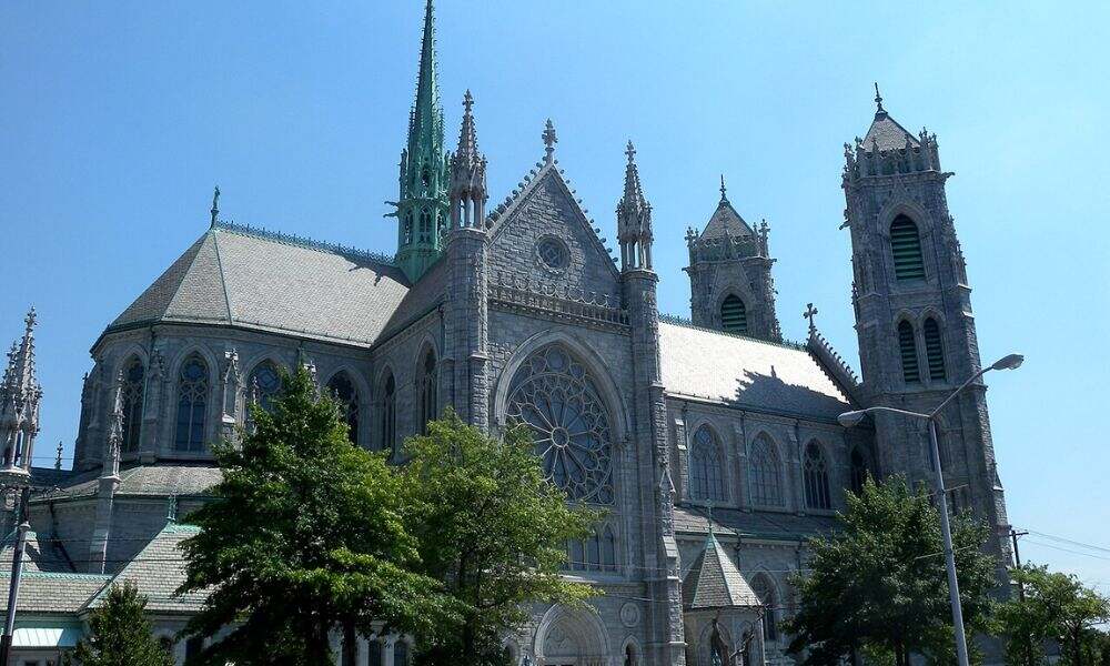 Iglesias Católicas en Nueva Jersey - Cathedral Basilica of the Sacred Heart (Newark)- Horarios de Misa
