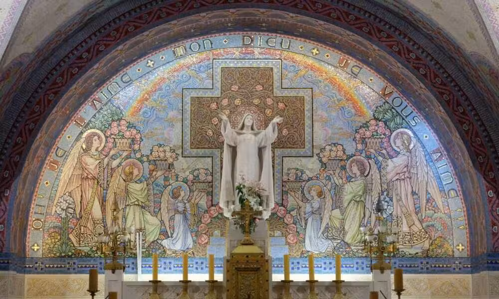 Novena a Santa Teresita para pedir la rosa - Horarios de Misa