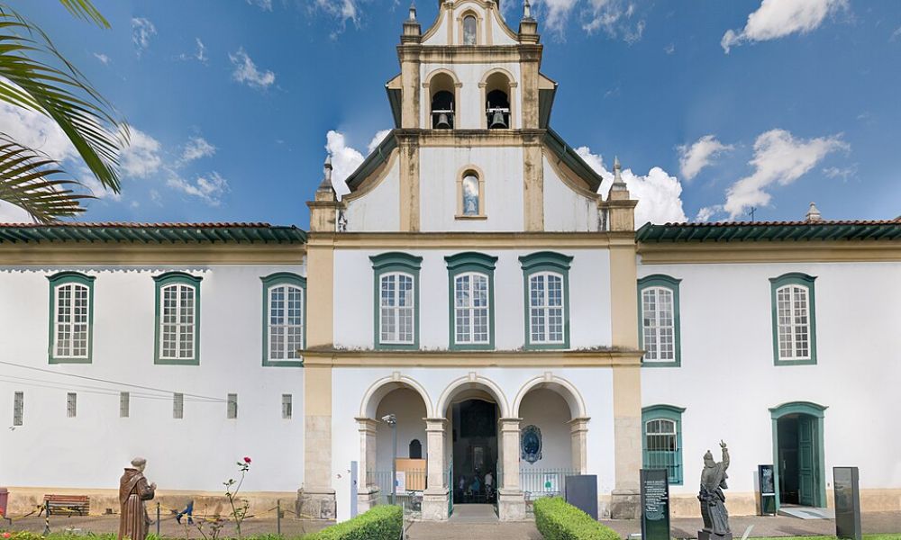 Mosteiro da Luz - Iglesias Católicas en Sao Paulo - Horarios de Misa